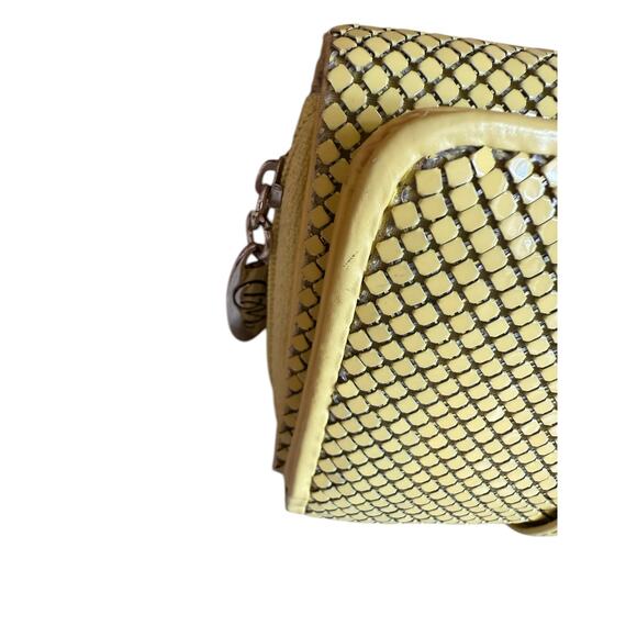 Vintage Whiting & Davis Pale Yellow Mesh Trifold Wallet - Picture 2 of 10